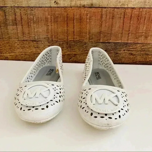 Micheal Kors White Flats - Picture 2 of 5